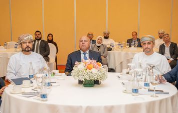 وزير الصناعة والنقل 