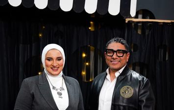 إسلام لطفي برفقة الإعلامية يارا أحمد 