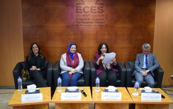 الدكتورة عبلة عبد اللطيف، المدير التنفيذي ومدير البحوث