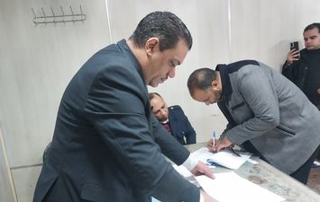 الانتخابات