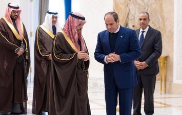 الرئيس السيسي يستقبل وزير الخارجية لاسعودي