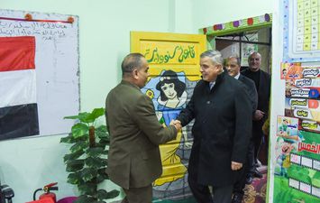 الفريق أحمد خالد 