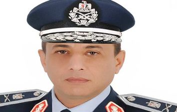 الفريق عباس حلمي