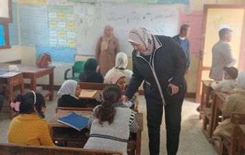 امتحانات الفصل الدراسي الأول 