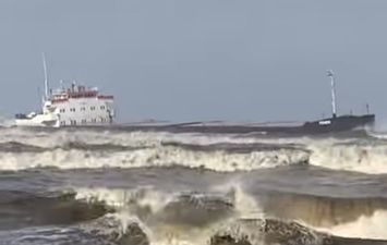 جنوح السفينة &laquo;FENER&raquo; على شاطئ بورسعيد