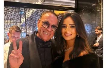 زينة وفان دام 