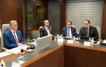 وزير البترول