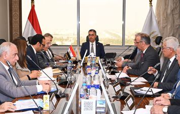 وزير التموين