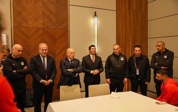 وزير الرياضة وأبوريدة