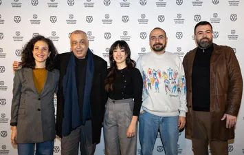 فريق عمل فيلم مرمر مكاني 