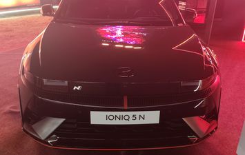 سيارات هيونداي ايونيك 9 