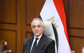  المستشار محمود الشريف وزير العدل