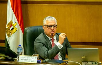 وليد جمال الدين رئيس الهيئة العامة للمنطقة الاقتصادية لقناة السويس