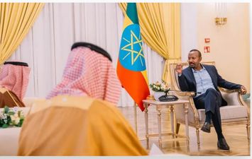 أبي أحمد ووزير خارجية السعودية