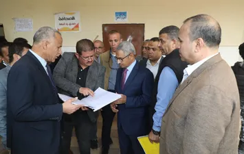 إحالة مدرسة الواسطى الصناعية للتحقيق 