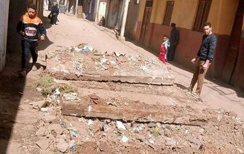 ردم حفرة بفرشوط