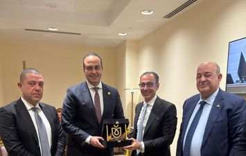 الدكتور أحمد السبكي رئيس هيئة الرعاية الصحية