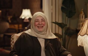 الفنانة القديرة عبلة كامل 