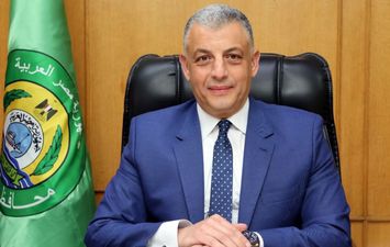 اللواء اكرم جلال محافظ الإسماعيلية  الأسبق 