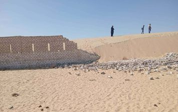 انهيار سور في دير ابوفانا 