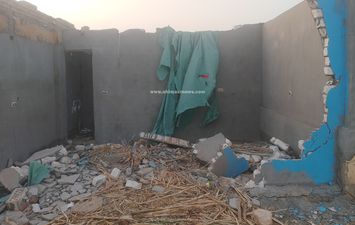 اول صور للمنزل المهدوم 