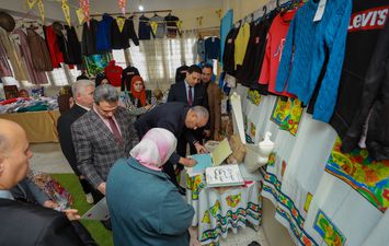 جانب من افتتاح المعرض 