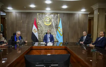 جانب من الاجتماع 