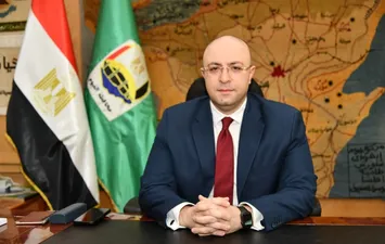 د. محمد هانئ محافظ الفيوم 