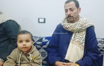 زوج الضحية ونجلها 