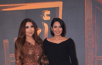 لقاء الخميسي واميرة بدر