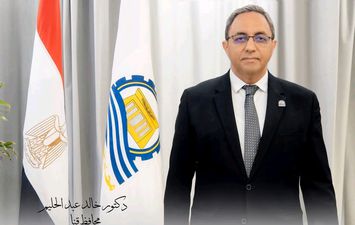 محافظ قنا السابق