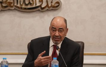 محمد عبده إسماعيل رئيس الشعبة العامة للمستلزمات الطبية