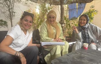 مسلسل عائلة مصرية جداً 