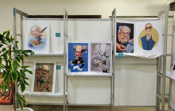  "نجيب محفوظ بعيون العالم"