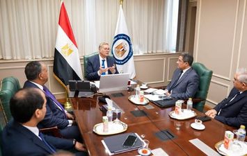 وزير البترول