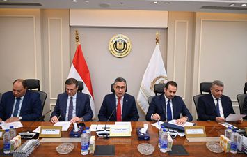 وزير التموين