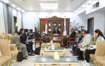 وفد وزارة المالية 