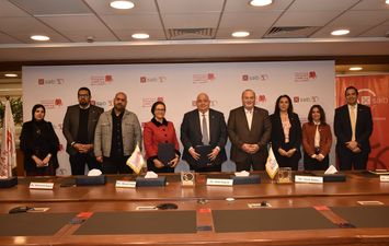 بنكsaib يوقع بروتوكول تعاون مع بنك الكساء المصرى لتمويل مشروع «المختبر  الصغير» | أهل مصر