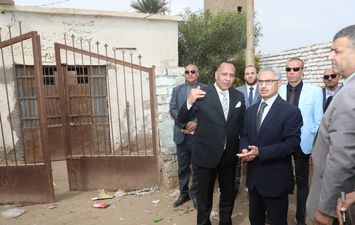 أمام مستودع بوتاجاز 