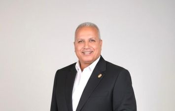 الدكتور منصور عبد الرسول 