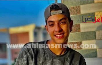 الشاب المتوفى 