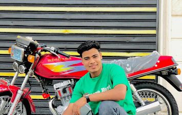 الشاب المتوفي 