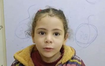 الطفلة استير مشيل 