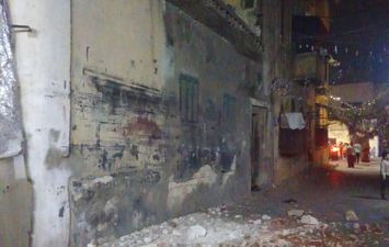 العقار المنهار