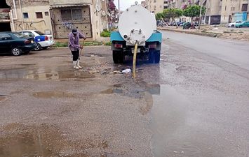 انتشار مكثف لفرق الطوارئ ومعدات الشفط بكافة الأحياء ومدينة بورفؤاد لمواجهة تقلبات الطقس ببورسعيد 