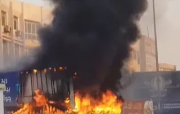 جانب من الحريق