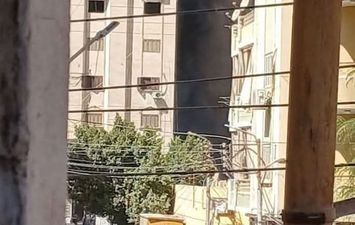 جانب من الحريق 