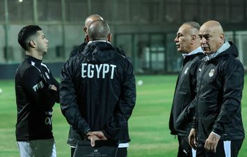 حسام حسن وإمام عاشور