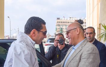 الوزير جوهر نبيل والمهندس أيمن عطية