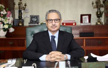 محافظ بنى سويف 